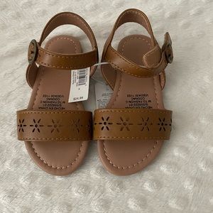 Old Navy Size 6 toddler sandals NWT